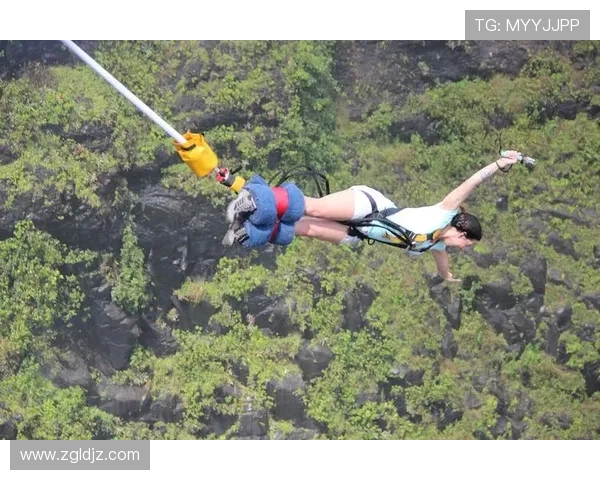 北京攀岩队在全国攀岩技术排行榜中荣获第八名的佳绩引发关注